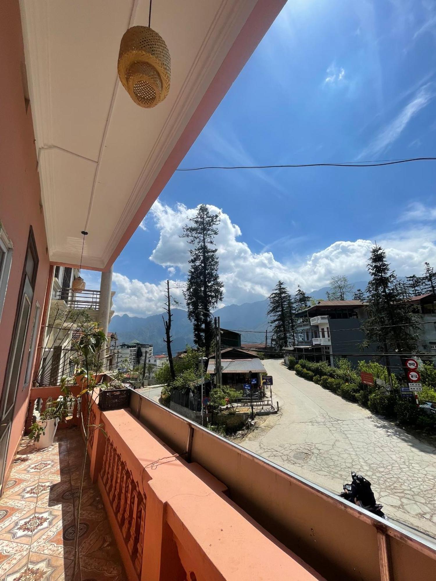 Nini Homestay Sapa Екстер'єр фото