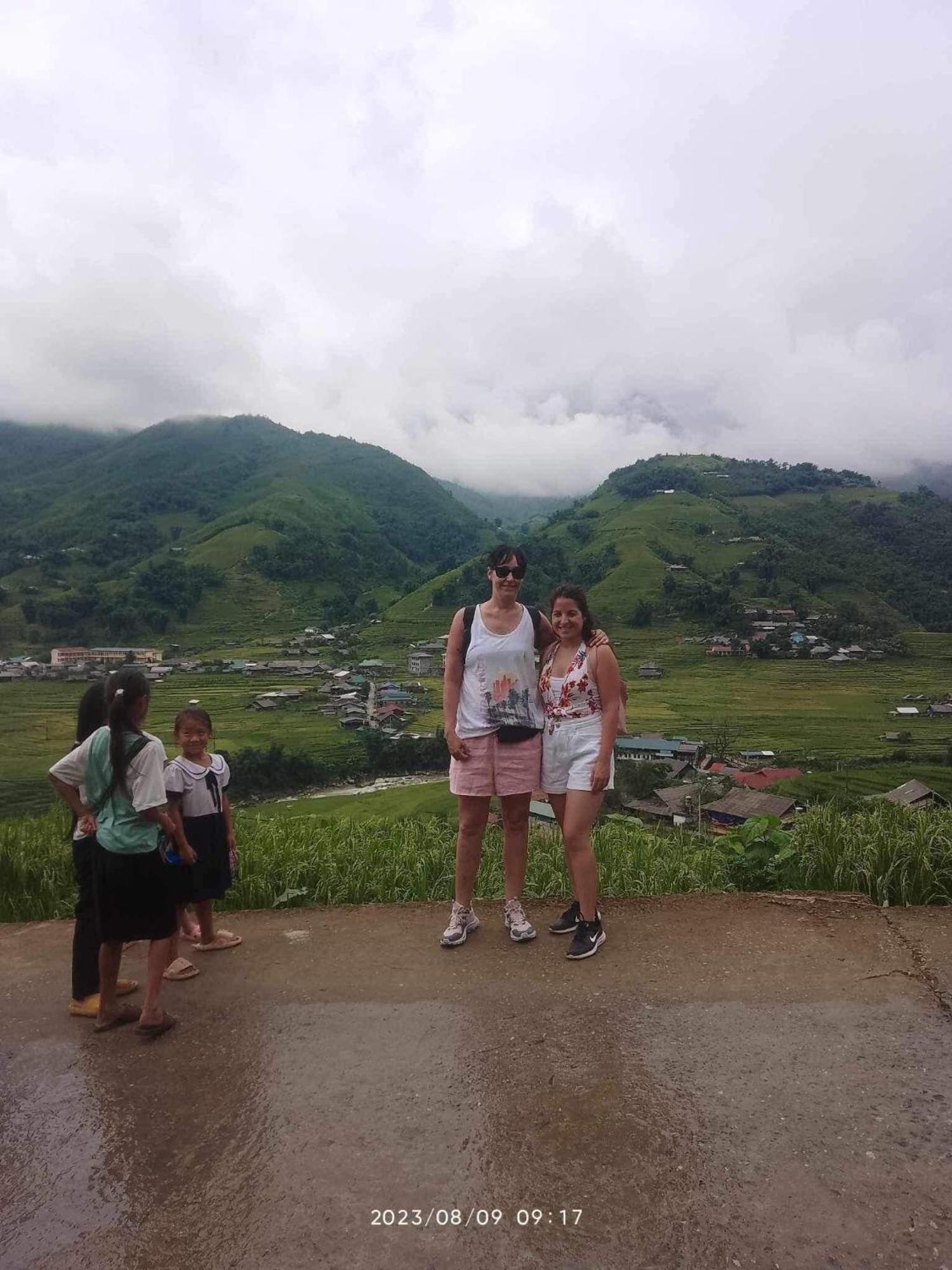 Nini Homestay Sapa Екстер'єр фото